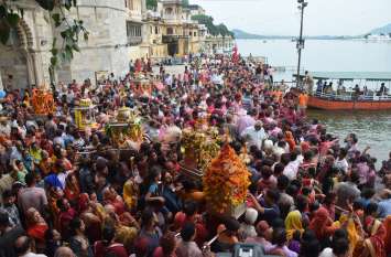 Jaijhulni ekadashi, Jaijhulni ekadashi fastival In Udaipur छोगाला छैल के जयकारों से गूंजा शहर, शाही लवाजमे से निकले ठाकुरजी के बेवाण