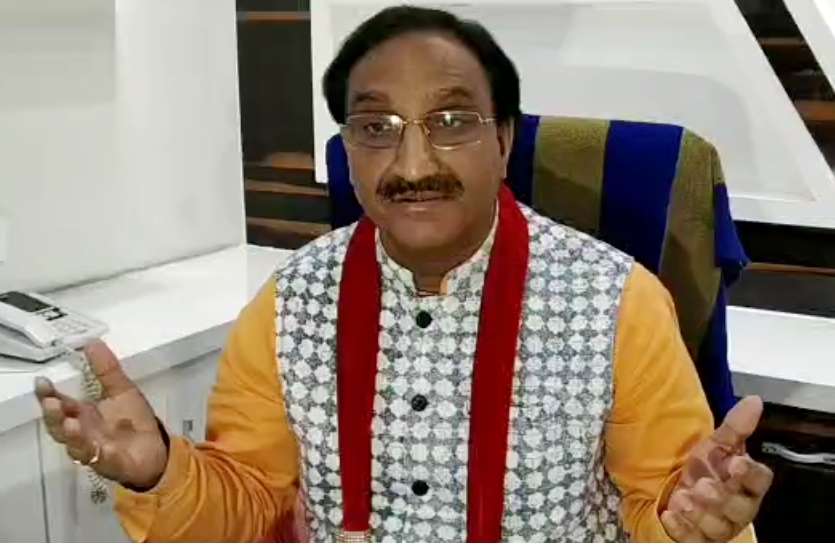 HRD Minister Ramesh Pokhriyal अगले साल से मातृ भाषा में होगी IIT और NIT में इंजीनियरिंग की पढ़ाई, यहां पढ़ें पूरी डिटेल्स