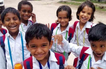 'NO School Bag Day' In Manipur On Every Saturday स्कूली बच्चों की क्रिएटिविटी बढ़ाने को नया कदम, मणिपुर में हर शनिवार होगा 'नो स्कूल बेग डे'