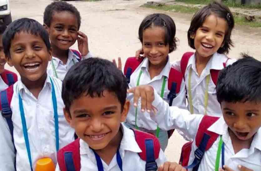 No School Bag Day In Manipur स्कूली बच्चों की क्रिएटिविटी बढ़ाने को नया कदम, मणिपुर में हर शनिवार होगा 'नो स्कूल बेग डे'