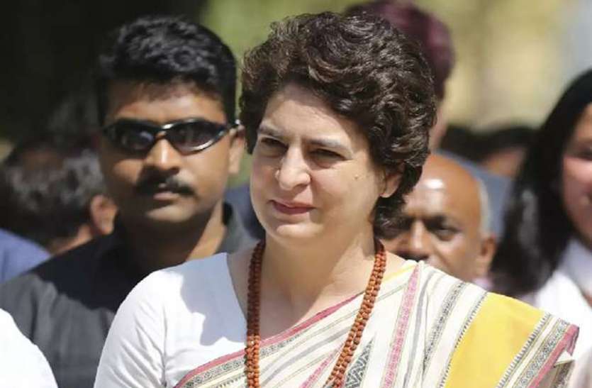 कमजोर पड़ी प्रियंका की हुंकार, आंदोलन में जनता को जोड़ने में नाकामयाब कमजोर पड़ी प्रियंका की हुंकार, आंदोलन में जनता को जोड़ने में नाकामयाब