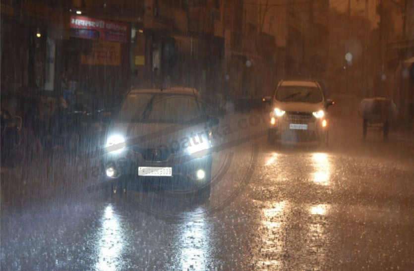 rain in bhilwara सावन के बाद भादौ में भी मेघों की दरियादिली, झमाझम ने उमस से दी राहत