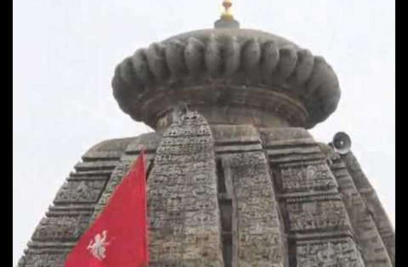 surya mandir deo aurangabad एक रात में हुआ था इस मंदिर का निर्माण, रातों-रात पूर्व से पश्चिम हो गया था मुख्य द्वार
