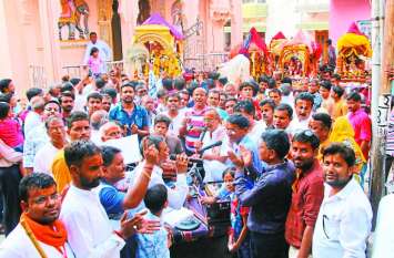 Devjhulani Ekadashi festival celebrated devoutly रेवाडि़यों में बिराजे देव, स्नान कर पहुंचे देवालय, दर्शनार्थ उमड़े श्रद्धालु