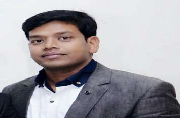 Brush businessman eaten poison in hotel jhansi ब्रश कारोबारी ने होटल में खाया जहर, डुप्लीकेट चाबी से कमरा खोला तो बिस्तर पर मिला शव, 6 पेज का मिला सुसाइड नोट