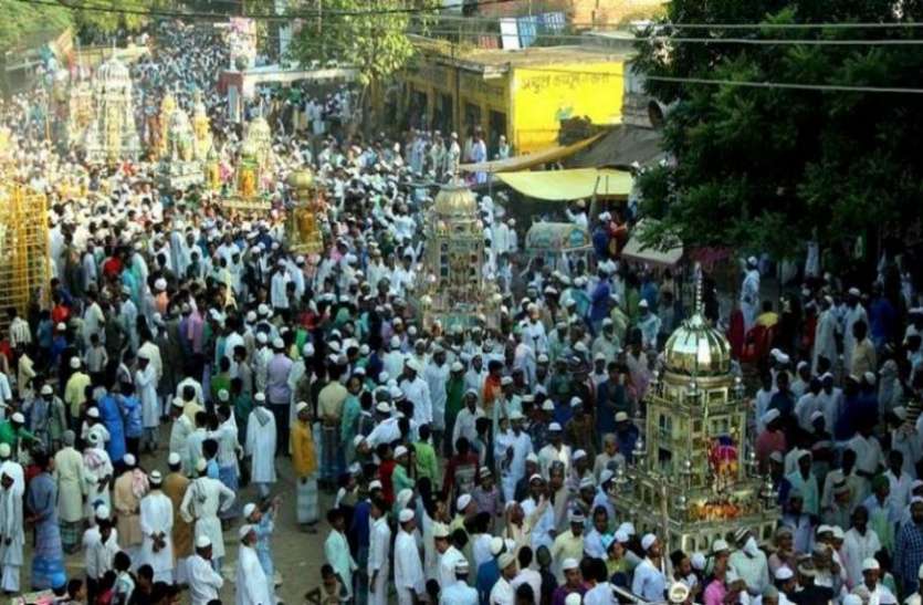 demo.jpg Muharram 2019: जानिए, क्यों मनाया जाता है मुहर्रम, मुस्लिमों के लिए क्यों अहम है ये दिन, देखें वीडियो
