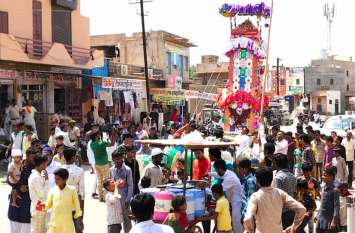 Tajia removed in memory of Hussain on mohram in pokhran Watch Video:ताजिया निकालकर हुसैन की शहादत को किया याद