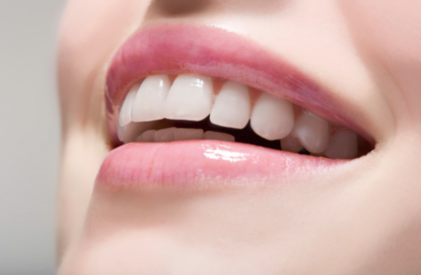 Oral hygiene Tips: घरेलू नुस्खाें से पाएं साफ चमकदार दांत Oral hygiene Tips: घरेलू नुस्खाें से मिनटाें में पाएं साफ चमकदार दांत