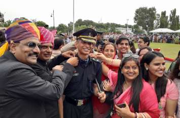 pop at officers training academy पासिंग आउड परेड के बाद सेना में बने अधिकारी