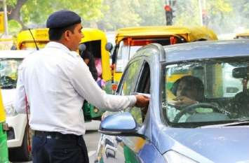 this man dies from heart attack in road ट्रैफिक पुलिस ने दी चालान काटने और गाड़ी सीज करने की धमकी, शख्स को आया हार्ट अटैक हो गई मौत