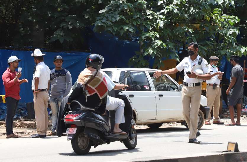 ऐसा किया तो फुर्र हो जाएगी हेलमेट, डीएल, आरसी और बीमा नहीं होने की समस्या ऐसा किया तो फुर्र हो जाएगी हेलमेट, डीएल, आरसी और बीमा नहीं होने की समस्या