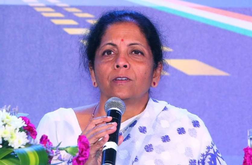 nirmala Sitharaman वित्त मंत्री ने ओला-ऊबर को भी बताया ऑटो सेक्टर में मंदी का जिम्मेदार