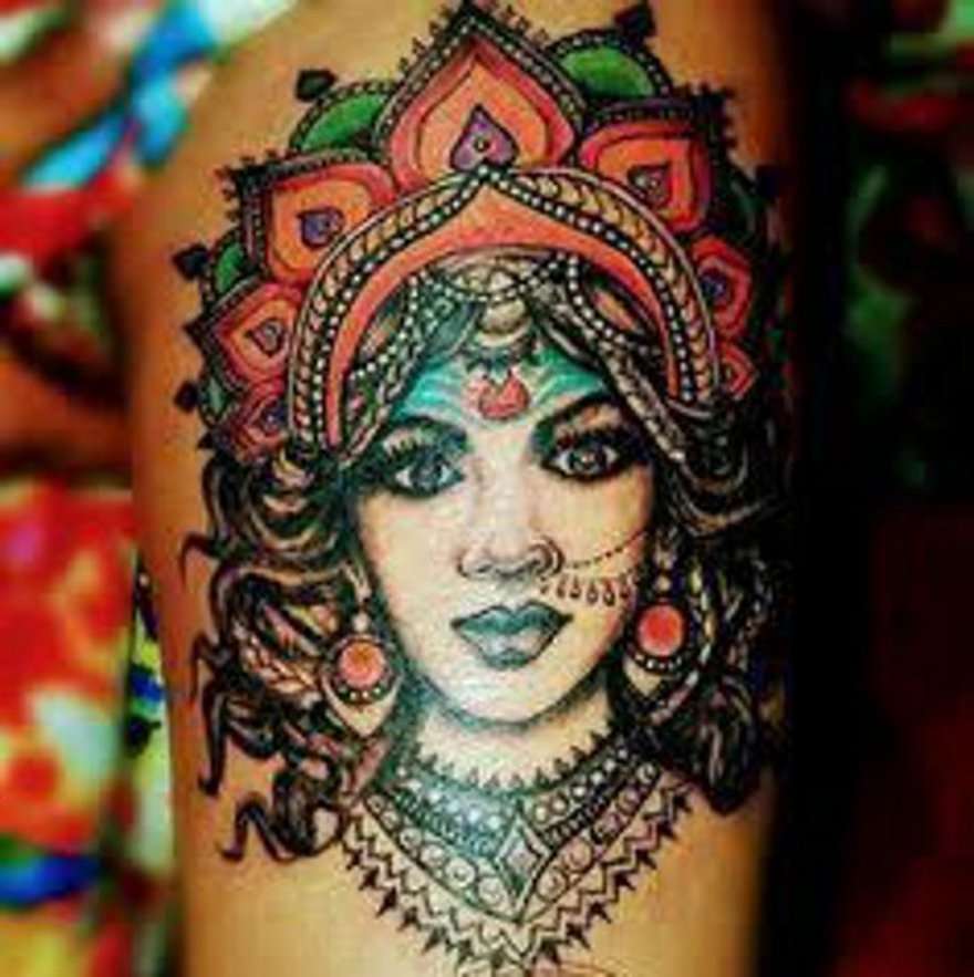 mehndi design at garba navratri festival 2019