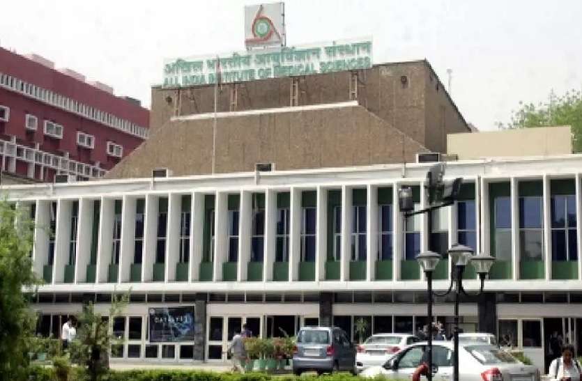 एम्स में बनाई गई विशेष कोर्ट में उन्नाव दुष्कर्म पीड़िता के बयान दर्ज, सेंगर की धड़कनें हुई तेज एम्स में बनाई गई विशेष कोर्ट में उन्नाव दुष्कर्म पीड़िता के बयान दर्ज, सेंगर की धड़कनें हुई तेज