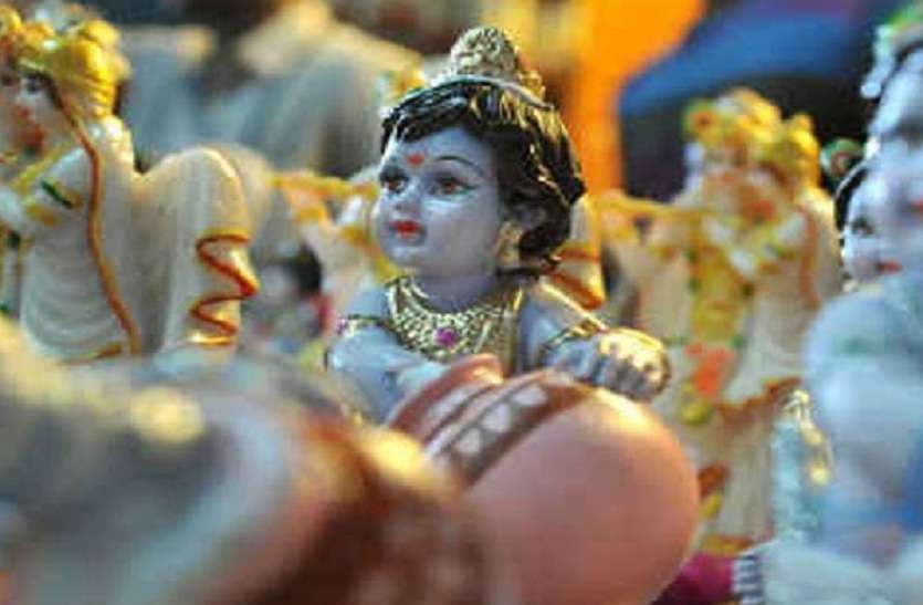 Tamilnadu : चेन्नई के प्रसिद्ध मईलापुर के मंदिर में चोरी Tamilnadu : चेन्नई के प्रसिद्ध मईलापुर के मंदिर में चोरी