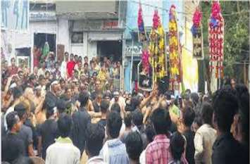 MOHERRM, moherram matam ka perv, dhol tashe peete Baran---मातम का पर्व मोहर्रम मनाया, ताजिये निकाले,युवाओं ने दिखाए हैरतअंगेज करतब