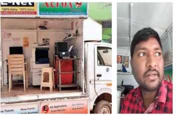 Telangana Man opens a internet cafe in a mini truck to help youth तेलंगाना के एक शख्स ने मिनी ट्रक को बना दिया चलता-फिरता इंटरनेट कैफे, युवाओं की लग रही लाइन