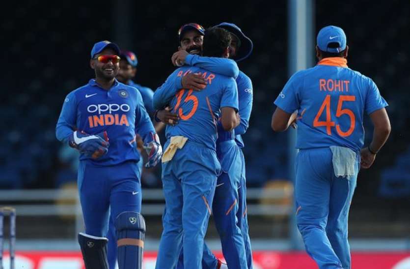 indian_team.jpg BCCI ने आकाशवाणी के साथ किया कॉन्ट्रैक्ट साइन, रेडियो पर फिर लाइव कॉमेंट्री का होगा प्रसारण