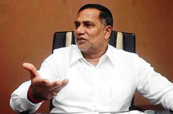 Maharashtra: Kripashankar singh quits congress may be join bjp अनुच्छेद 370 के मामले पर कृपाशंकर सिंह ने छोड़ी कांग्रेस, बीजेपी में हो सकते हैं शामिल