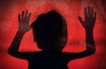 alwar three-year-old child dies after falling into a boiled vegetable तीन साल के इस बच्चे के साथ जो हुआ, वो सुन आप भी रो देंगे