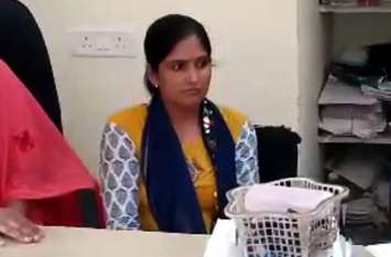 Kishangarh rainwal nagar palika fireman santara devi arrest bribe case 800 रुपए में बिगड़ा महिला अधिकारी का इमान, एसीबी ने किया गिरफ्तार