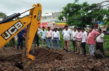 Work started for the sewerage plant scheme 94 करोड़ की सीवर लाइन डालने का काम शुरू