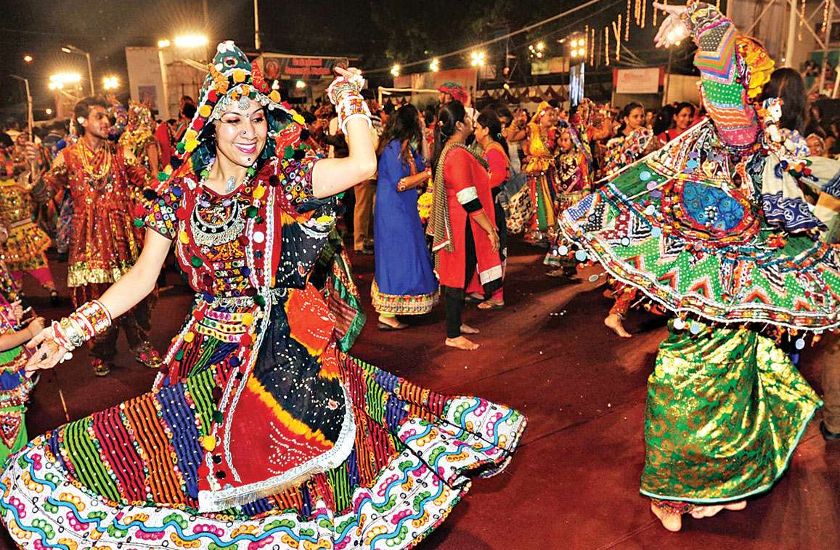 Navratri 2019 : नवरात्रि डांस, गरबा, डांडिया रास के लिए फाल्गुनी पाठक के टॉप गाने, यहां जानें