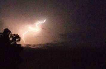 Lightning flashed in the midst of thunderstorms, raining clouds Heavy Rain in Rajasthan: रात को मेघगर्जना के बीच चमकी बिजली, बरसे बादल