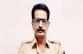 maha piolitics: pradeep sharma join enter in politics maha politics: गुरु के पदचिन्हों पर एनकाउंटर स्पेसलिस्ट प्रदीप शर्मा