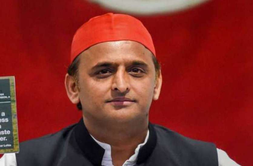 akhilesh_yadav.jpg Akhilesh Yadav की सुरक्षा में तैनात किए गए 750 जवान, इस रिजॉर्ट में बिना बिजली के गुजारेंगे रात