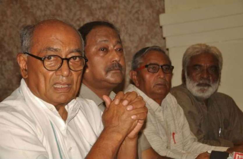 प्रधानमंत्री जुमलाबाजी छोड़ें, देश की अर्थव्यवस्था को ठीक करें: दिग्विजय सिंह प्रधानमंत्री जुमलाबाजी छोड़ें, देश की अर्थव्यवस्था को ठीक करें: दिग्विजय सिंह