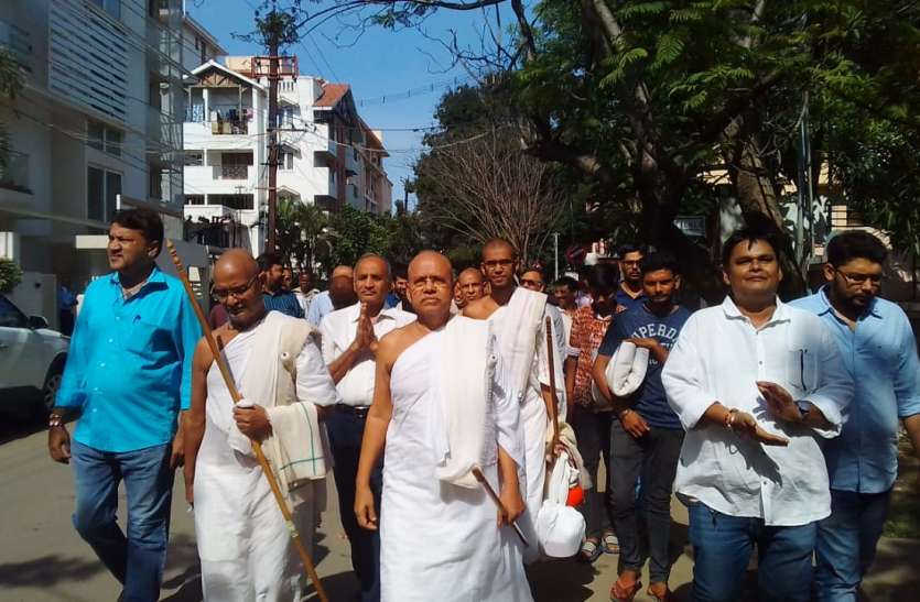 प्रभु के अनुग्रह से आत्मा का विकास प्रभु के अनुग्रह से आत्मा का विकास