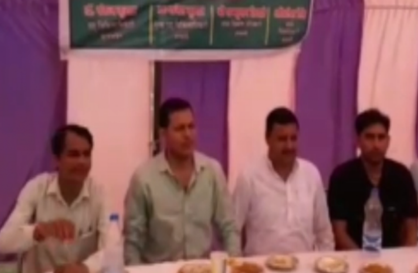 jjsgshd_1.png VIDEO: यूपी में दूध की नहीं होगी कमी, कैबिनेट मंत्री सुरेश राणा के प्रतिनिधि ने बताई ये बातें