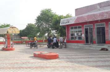 petrol pump loot in jaipur rural Robbery : दो पेट्रोल पंपों पर हथियारबंद बदमाशों का धावा, एक बचा, एक लुटा