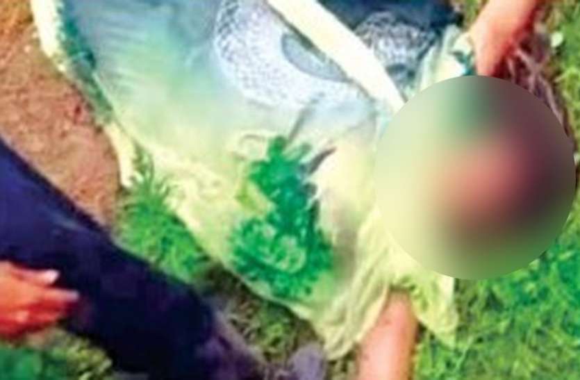 सनसनीखेज : यशवंत सागर पर खड़ी स्कूटी और नदी में पड़ी थी युवती की निर्वस्त्र लाश सनसनीखेज : यशवंत सागर पर खड़ी स्कूटी और नदी में पड़ी थी युवती की निर्वस्त्र लाश