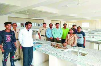Skeleton - anazing skeleton of mp इस कंकाल की है अजब दास्तां, आप भी जानिए ये कहानी