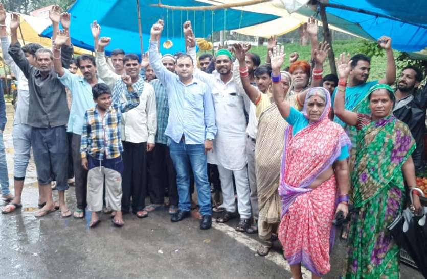 traders will have to take connections कमर्शियल क्षेत्र से वेकोलि हटाएगी बिजली, 7 दिन में व्यापारियों को लेने होंगे कनेक्शन