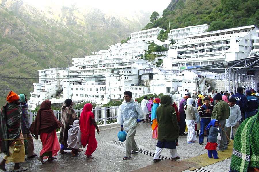 vaishno Devi: सोने के द्वार से चमकेगा माता रानी का दरबार