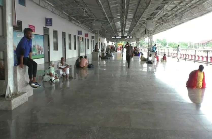 प्लास्टिक मुक्त भारत के लिए पूर्वोत्तर रेलवे कर रहा है ये काम प्लास्टिक मुक्त भारत के लिए पूर्वोत्तर रेलवे कर रहा है ये काम