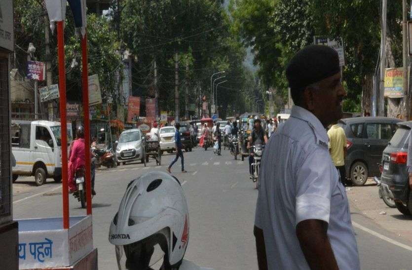 अलवर पुलिस यहां भी नाकाम अलवर पुलिस यहां भी नाकाम