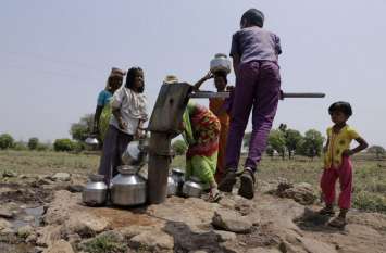 Government will provide water to 26 thousand villages by taking loan तीन विदेशी कंपनियों से कर्ज लेकर 26 हजार गांवों तक पानी पहुंचाएगी सरकार