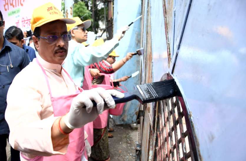 service week उप मुख्यमंत्री डा0 दिनेश शर्मा ने किया सेवा सप्ताह का शुभारम्भ