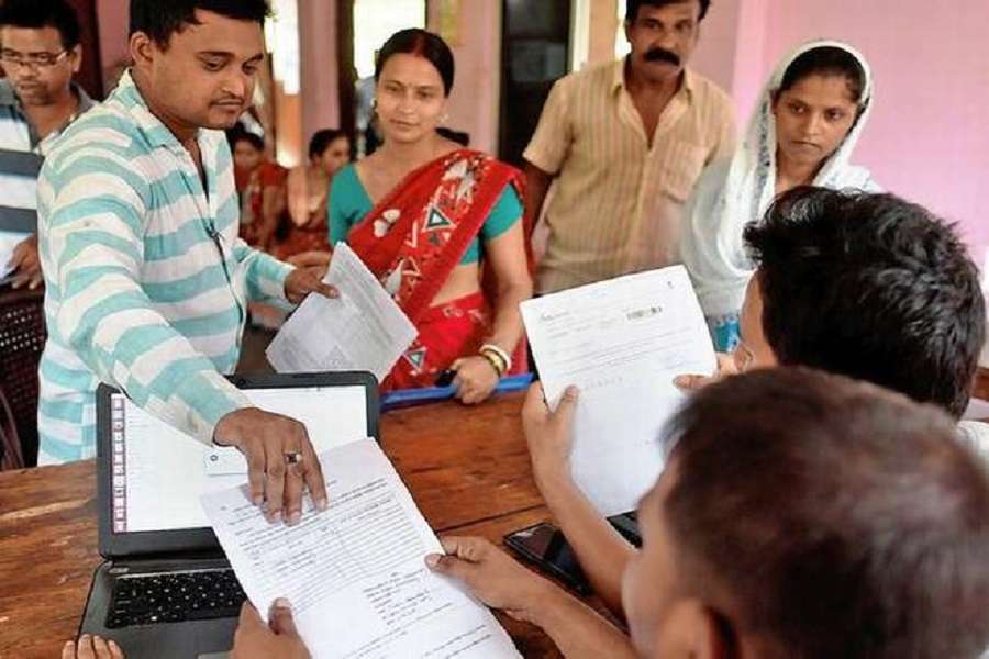 NRC: फाइनल लिस्ट हुई जारी, यहां Online देखें अपना नाम