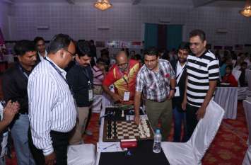 Such a chess tournament never happened in Lakecity लेकसिटी में कभी नहीं हुआ शतरंज का ऐसा टूर्नामेंट