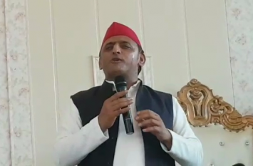 Akhilesh Yadav Attack On Rampur DM In Favour Of Azam Khan Breaking- Akhilesh Yadav ने Rampur Dm को लेकर कहा- अभी तोड़फोड़ मचाए हुए हैं, उनसे ही हम अपना...- देखें वीडियो