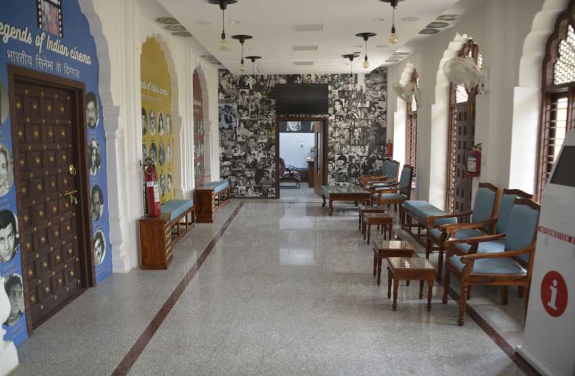 फर्जी आईएएस ने संभागीय आयुक्त कार्यालय में भेजा था नौकरी लेने फर्जी आईएएस ने संभागीय आयुक्त कार्यालय में भेजा था नौकरी लेने