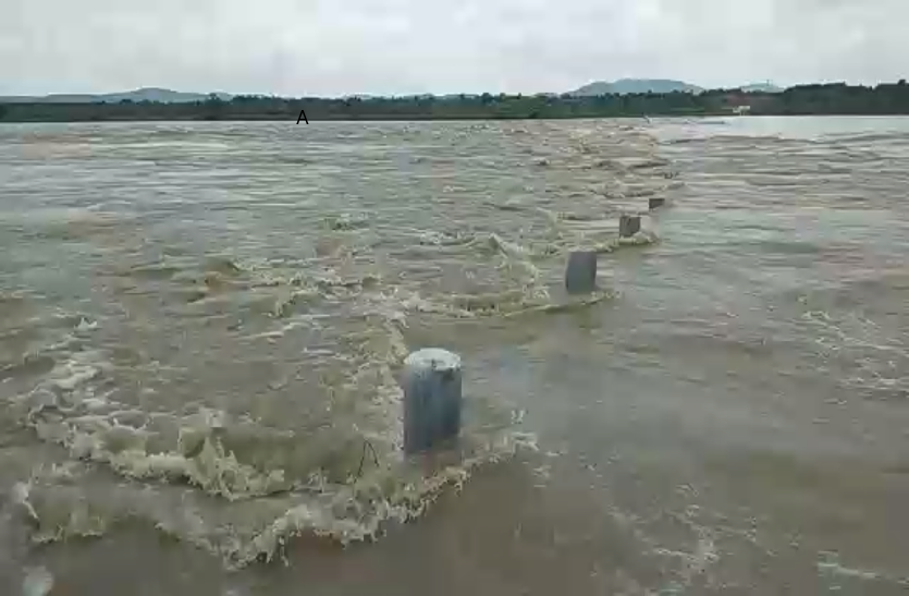 banas river राजस्थान : रौद्र रूप में बनास, आस -पास वाले इलाकों में बढ़ा खतरा, कई गांव बने टापू, अलर्ट जारी