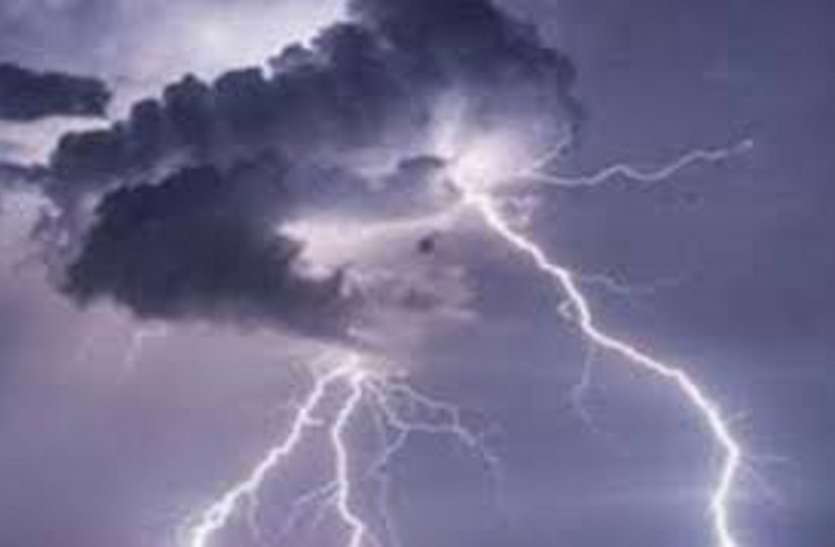 ahmedabad hindi news: गुजरात में अगले चार दिनों तक भारी बारिश संभव ahmedabad hindi news: गुजरात में अगले चार दिनों तक भारी बारिश संभव