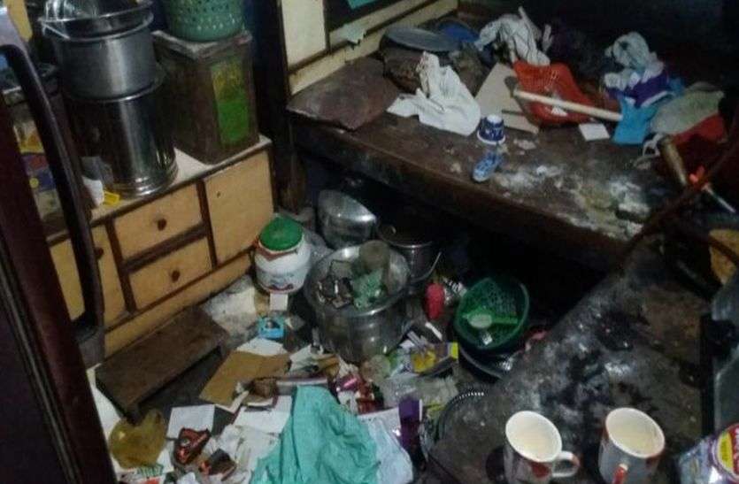 चोरों ने सूने मकान को बनाया निशाना चोरों ने सूने मकान को बनाया निशाना