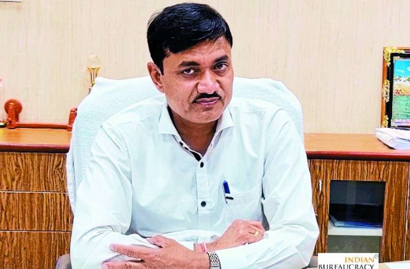 कलेक्टर बोले..जिले में भारी बारिश के दौरान बने बाढ़ के हालातों के दौरान एसडीएम ड्यूटी से नदारद पाए गए कलेक्टर बोले..जिले में भारी बारिश के दौरान बने बाढ़ के हालातों के दौरान एसडीएम ड्यूटी से नदारद पाए गए